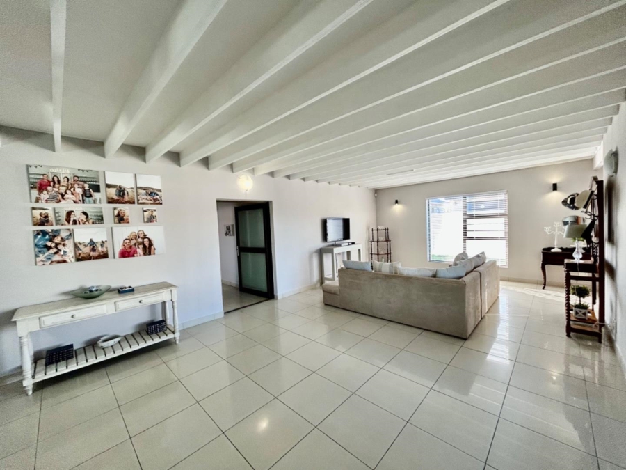 4 Bedroom Property for Sale in Fountains Estate Eastern Cape